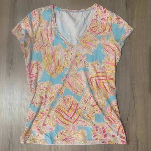 Lilly Pulitzer Tops - Lilly Pulitzer Pink and Blue V-Neck Short Sleeve Women’s Tee